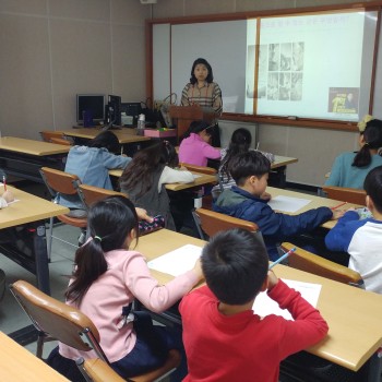 [행복나눔 작은도서관] 행복나눔-NIE교실 운영 이미지