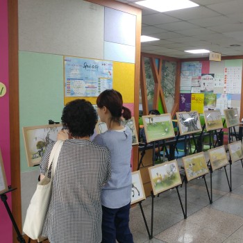 [행복나눔 작은도서관]4차 원화전시-토끼꼬리는 누가 가져갔을까? 이미지