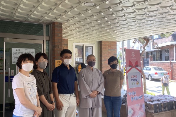 전라북도약사회, 전주시약사회 후원으로 취약계층 어르신 대체식지원사업이 진행되었습니다. 이미지