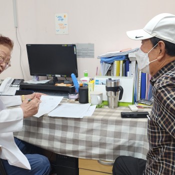 [물리치료]촉탁의 진료 및 상담 이미지