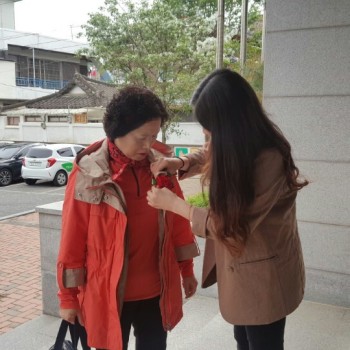 기린봉노인복지관 2018 어버이날 행사 이미지